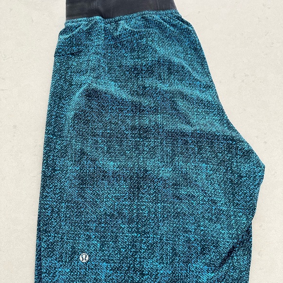 Lululemon Athletic Mens Shorts 9” Teal Linerless - Picture 2 of 3